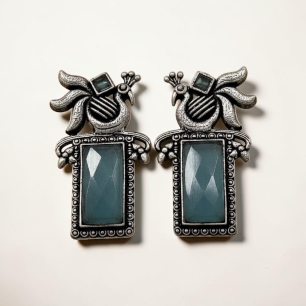 Regal Stud Earrings – Grey