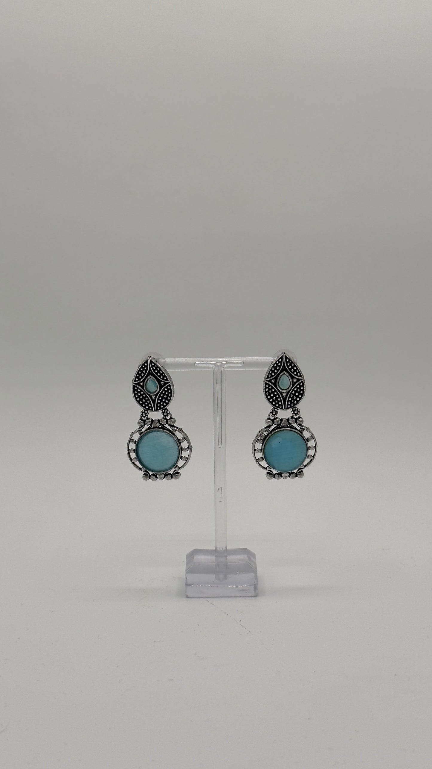 Royal Drop Earrings