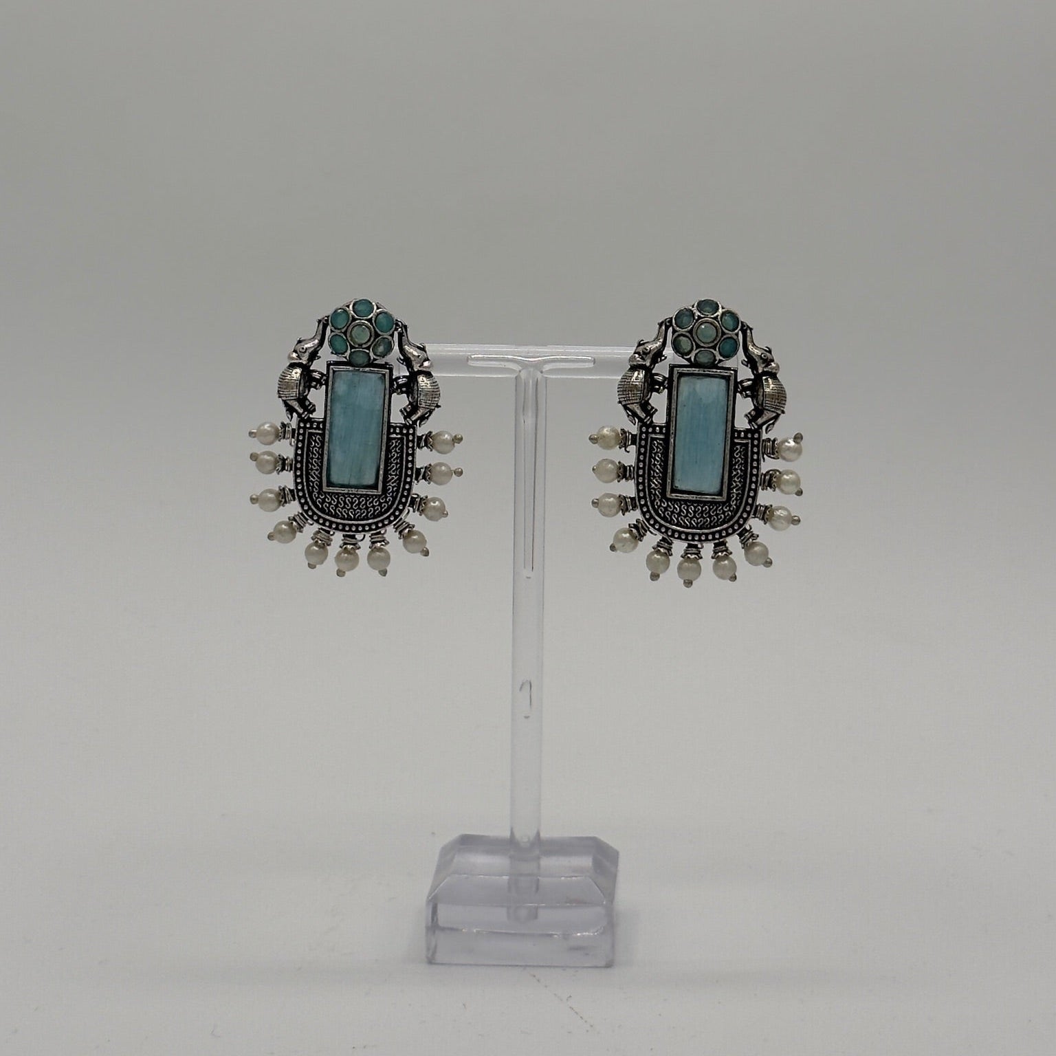 Regal Radiance Studs
