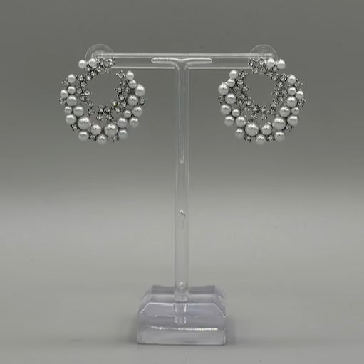 Luminous Flora Pearl Earrings