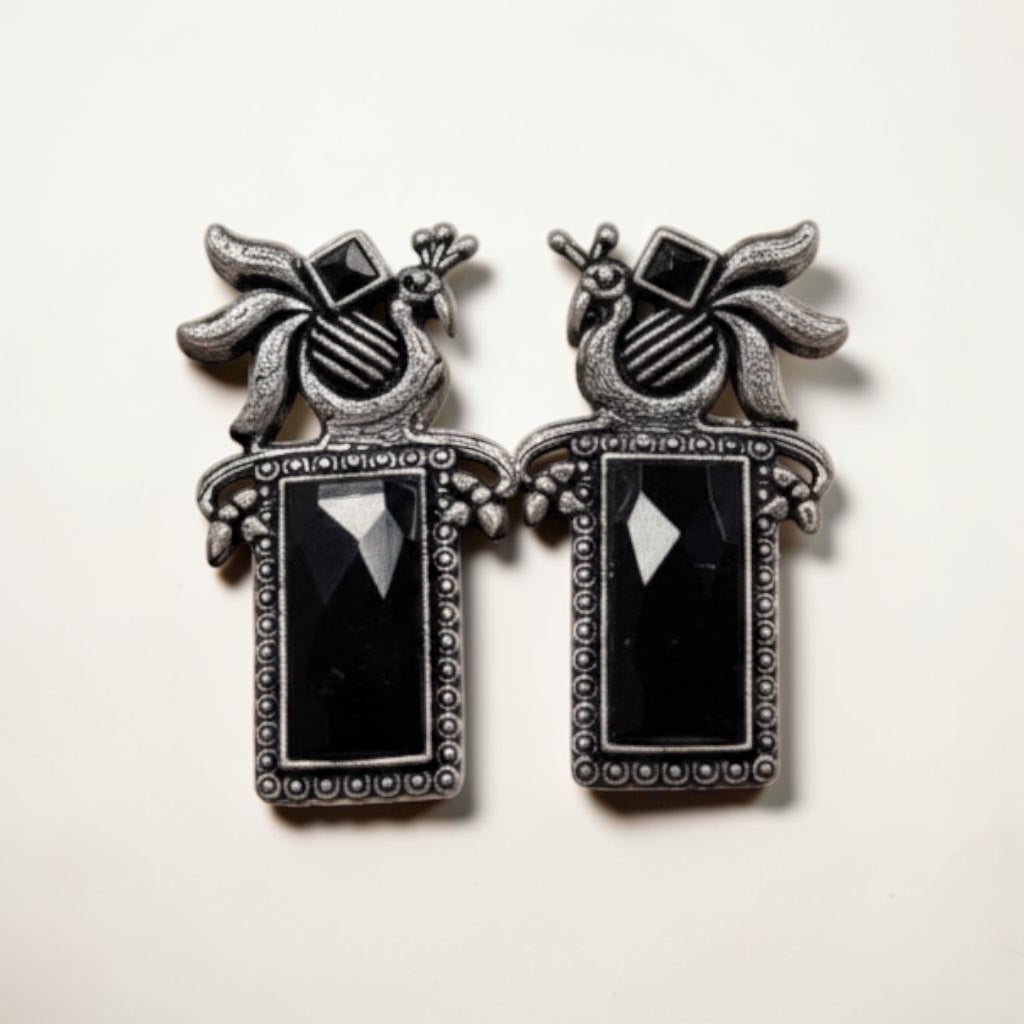 Regal Stud Earrings – Black