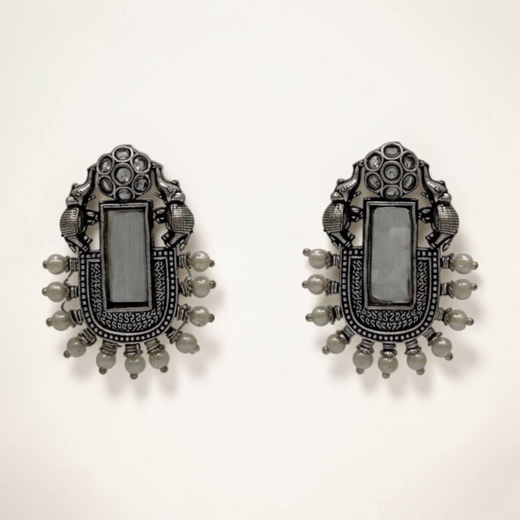 Regal Radiance Studs – Grey