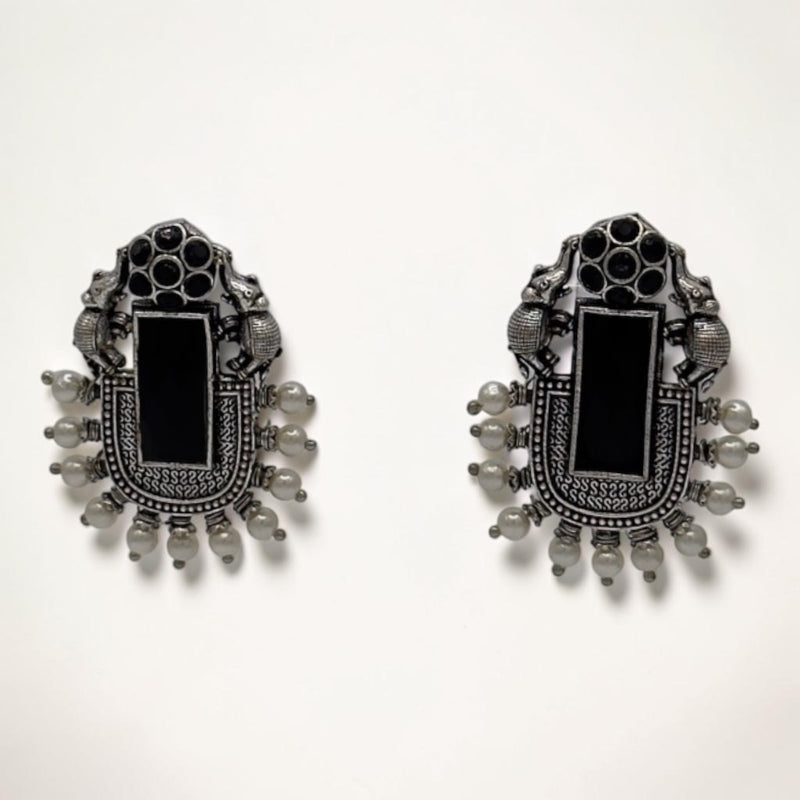 Regal Radiance Studs