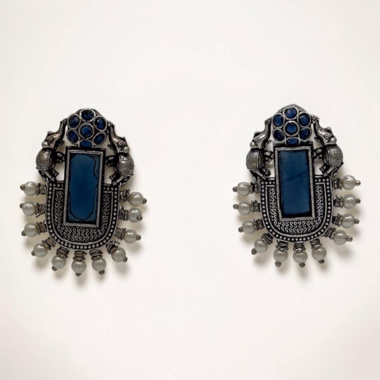 Regal Radiance Studs – Navi blue