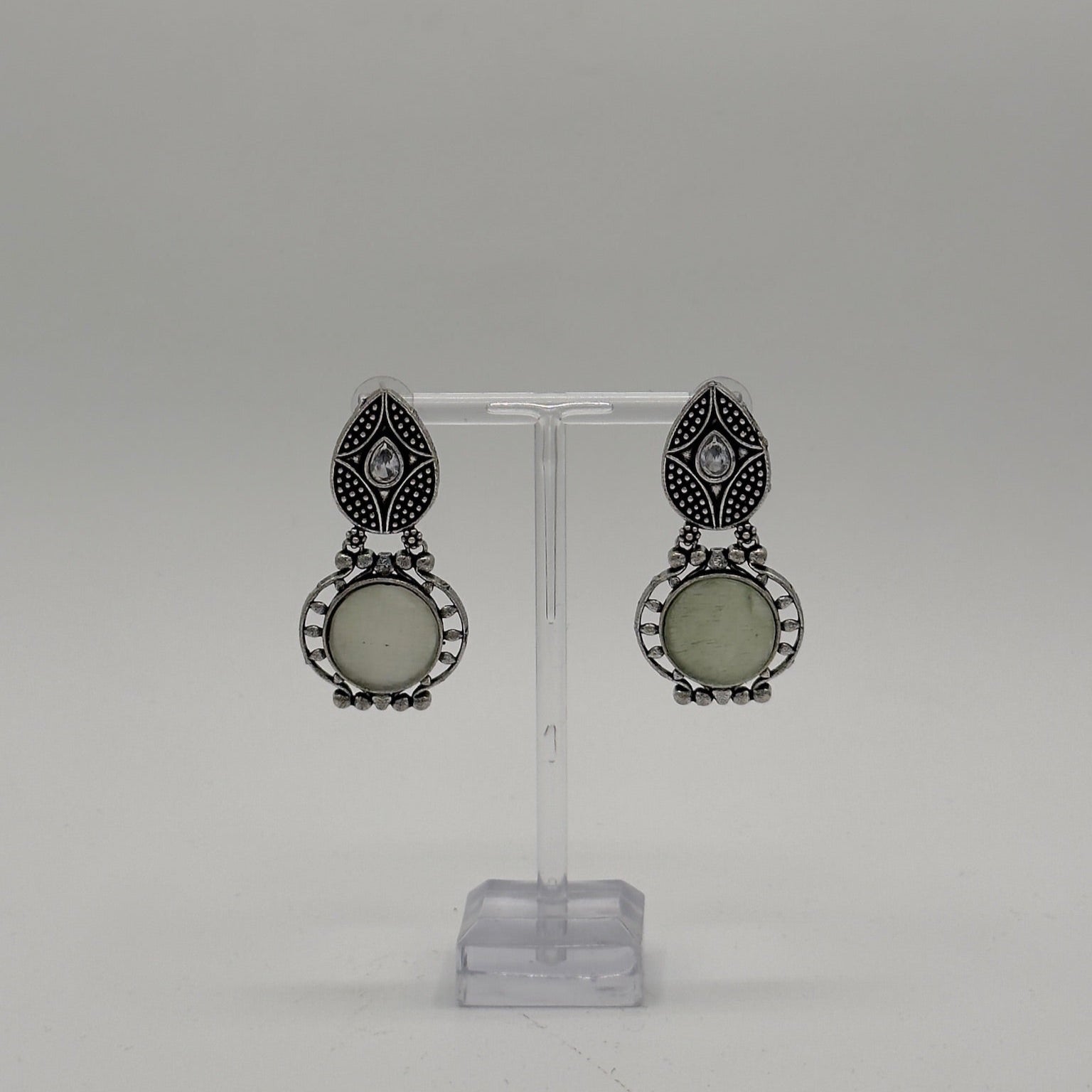 Royal Drop Earrings