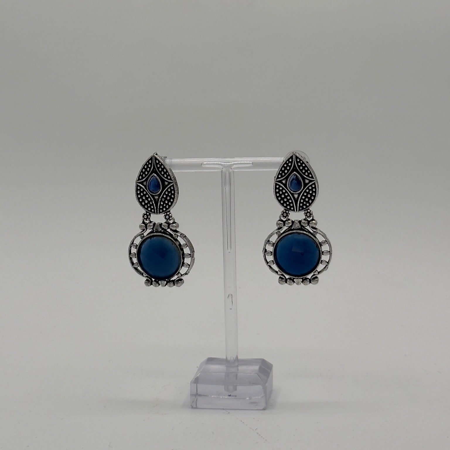 Royal Drop Earrings