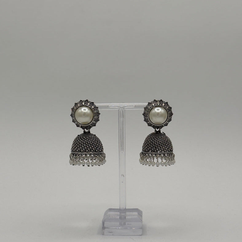 Pearl Grace Jhumka