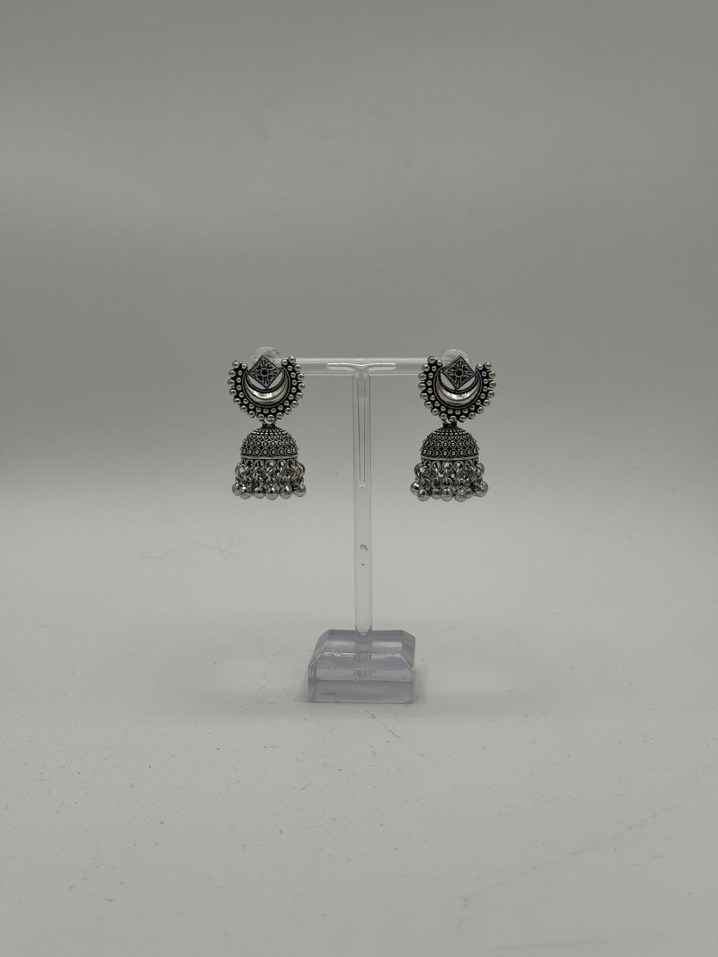 Chandra Jhumka